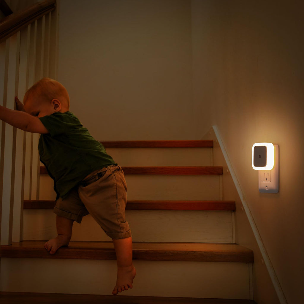 Warm White 8-Pack Plug in Night Light Z4597