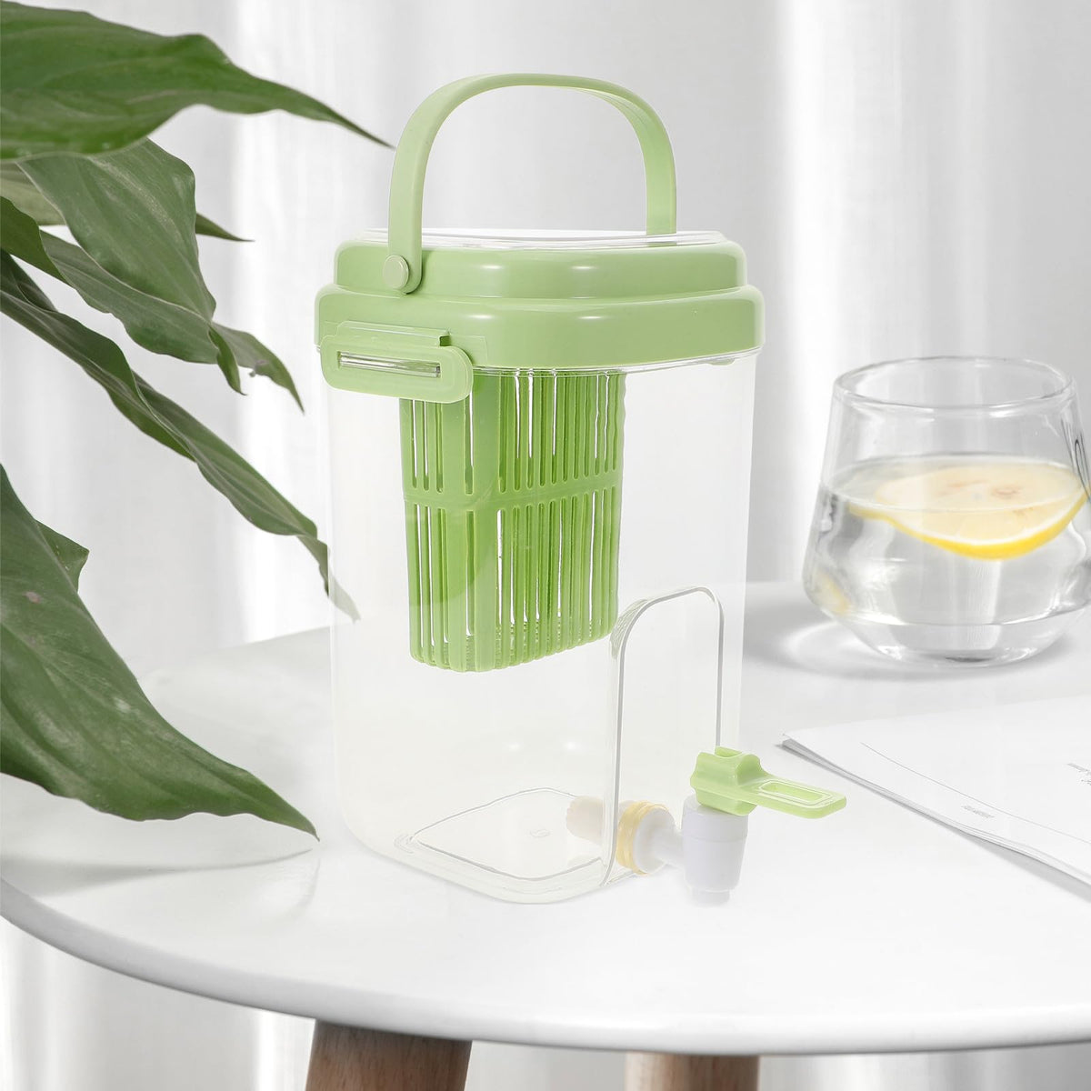 2L Plastic Water Dispenser Jug with Faucet K4734