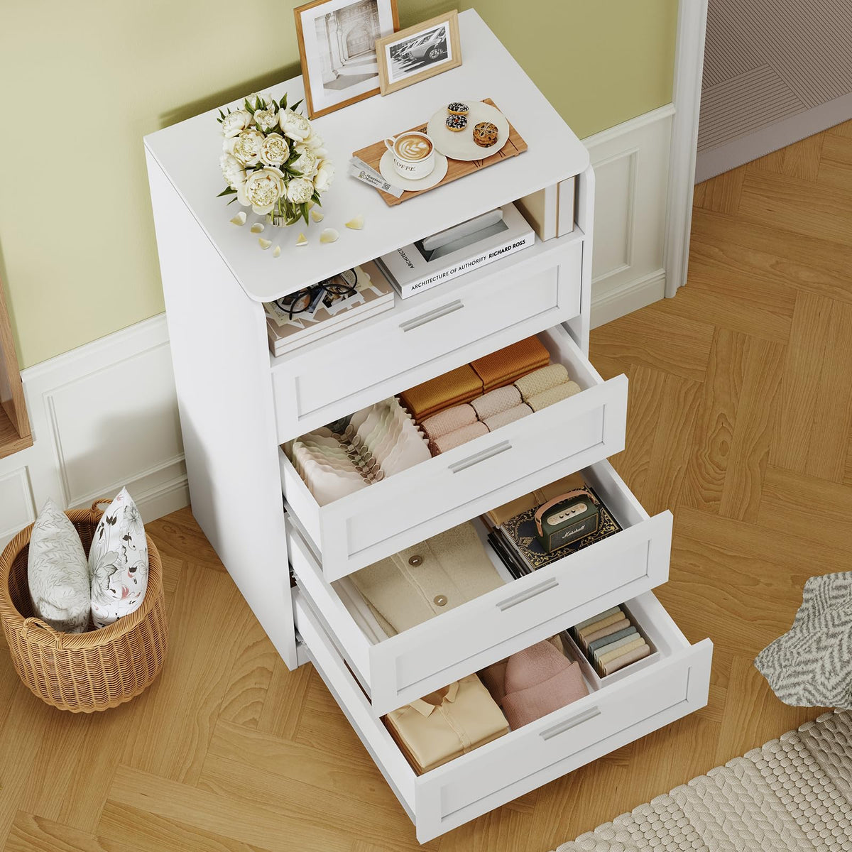 White 4 Drawer Dresser with Mirror A973854