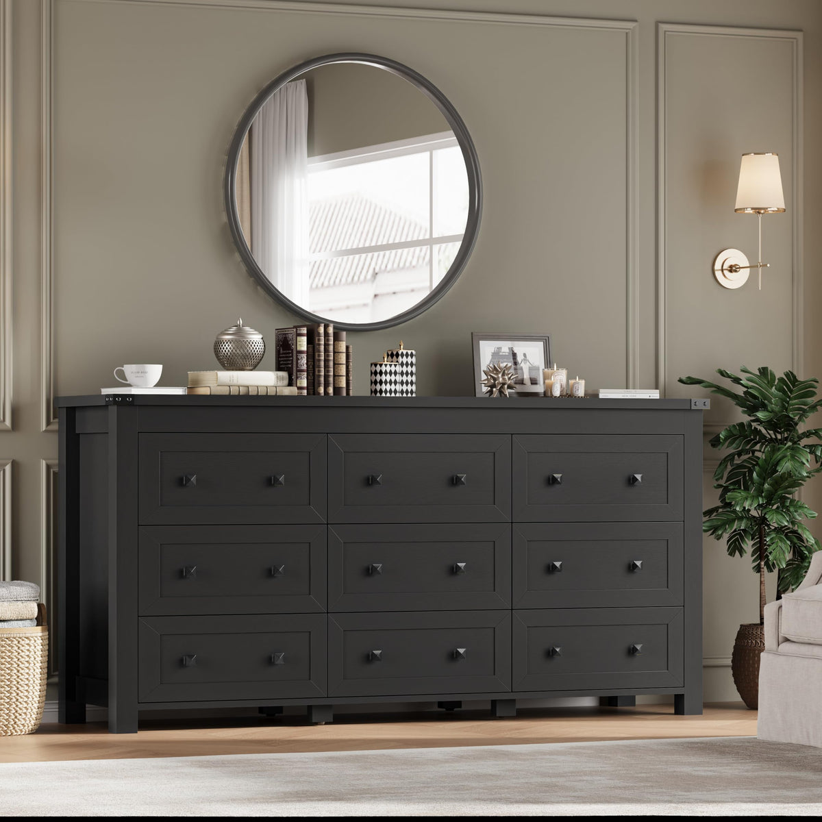 9 Drawer Wood Dresser M82418