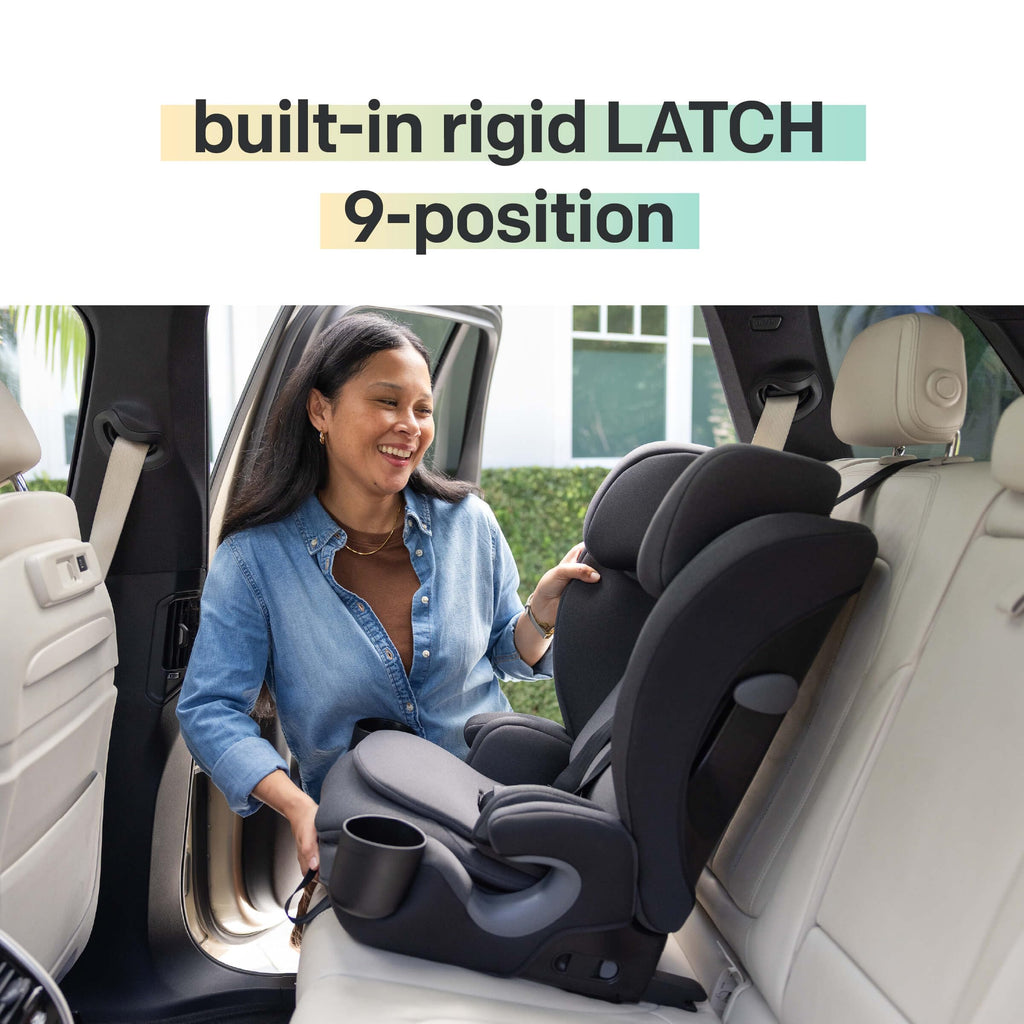 Harness Booster with Rigid Latch, 7-Position Footrest O970730