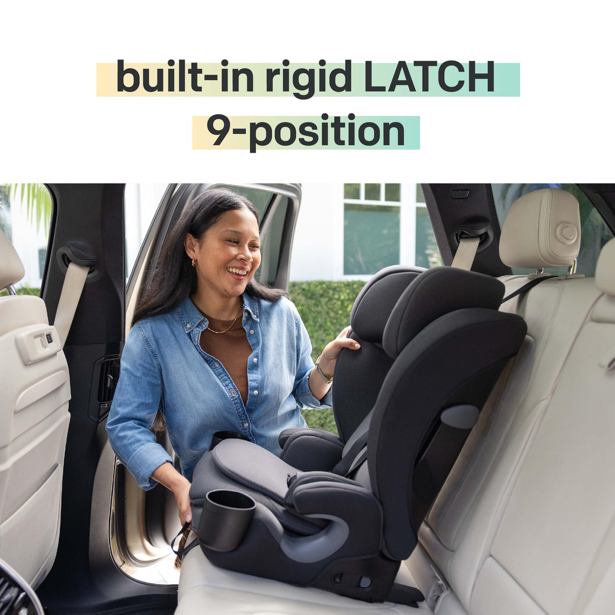 Harness Booster with Rigid Latch, 7-Position Footrest O970730